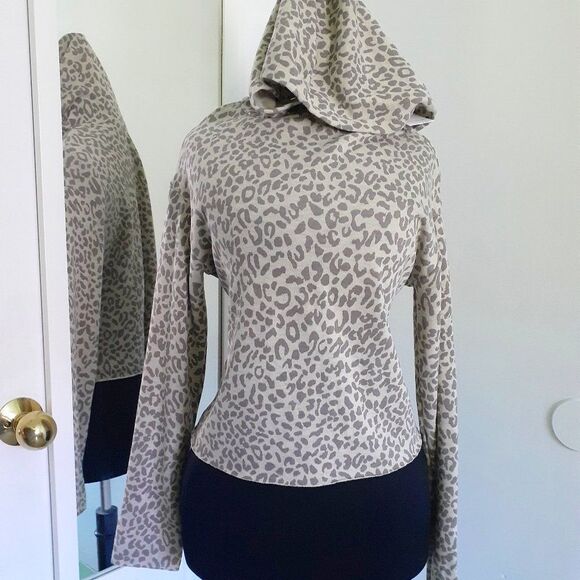 Y2K Antistar Tan Leopard Print Cropped Pull Over Hoodie NWT - Picture 1 of 10